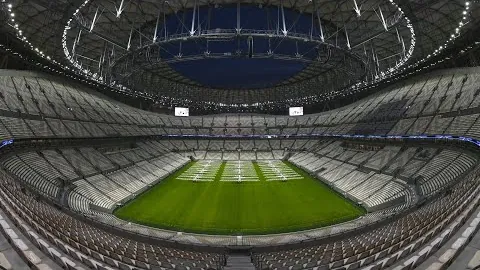 库里荣获NBA常规赛MVP，独占鳌头荣耀加身